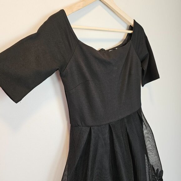 Gianni Bini Black Off Shoulder Mesh Embroidered Detail A-line Skirt Dress Medium - Picture 3 of 9